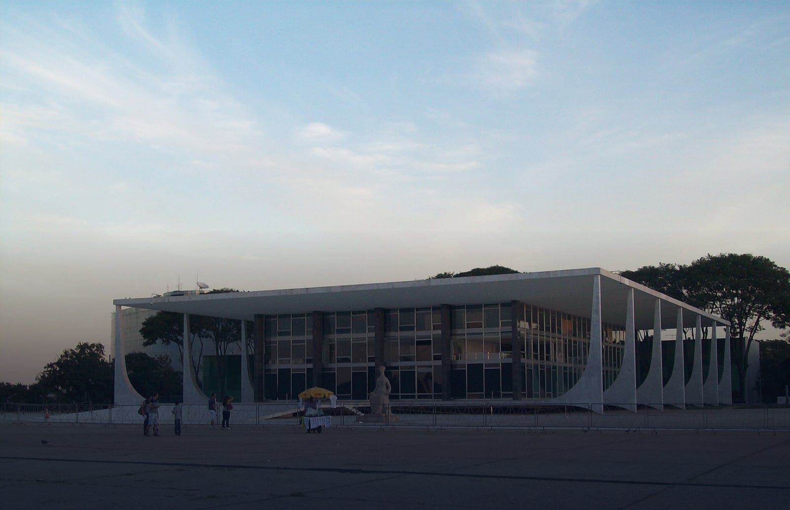 Palácio do Supremo Tribunal Federal, em Brasília, ao entardecer