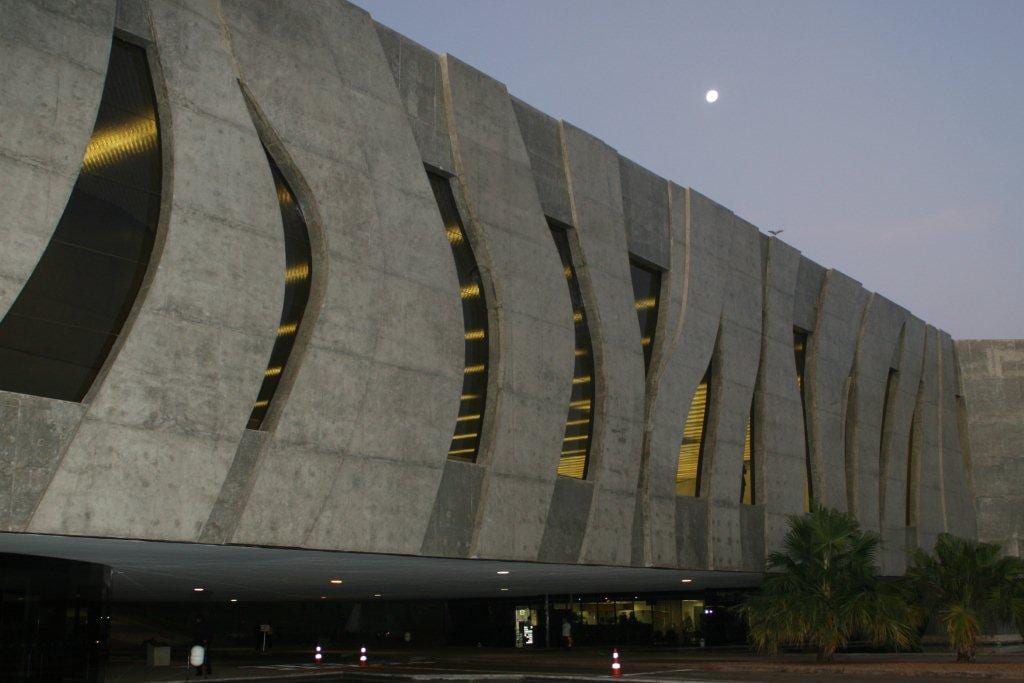 Fachada da sede do Superior Tribunal de Justiça, em Brasília